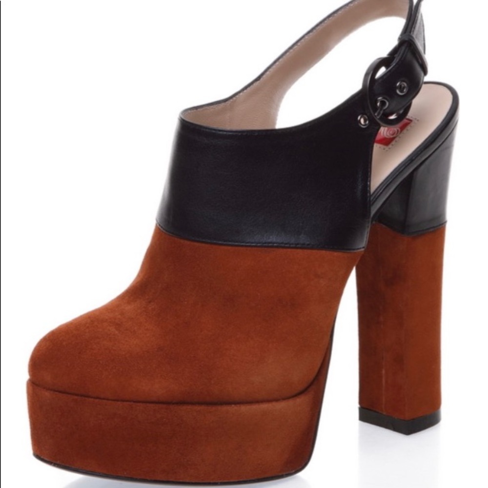 Platform sandals